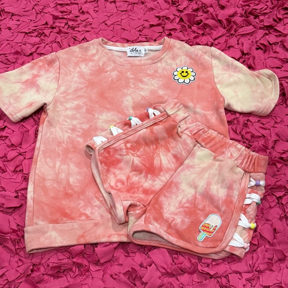 Lola + The Boys Girls Tie-Dye T-Shirt and Shorts Set with Patches 9/10